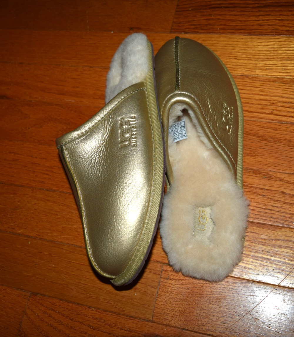 UGG Australia Gold Metallic Sheepskin Mule Slippers Women’s Size 9